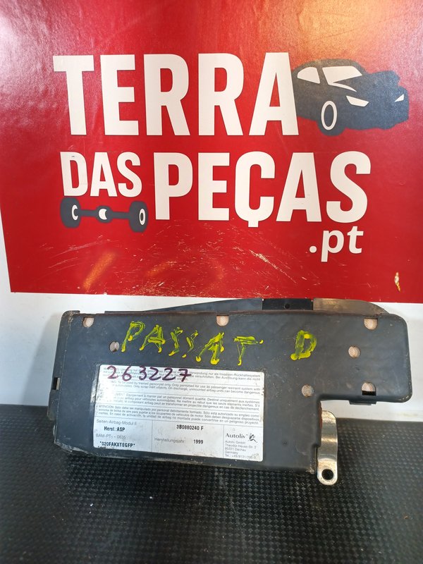 Airbag Banco VW PASSAT B5 DIREITO 3B0880240