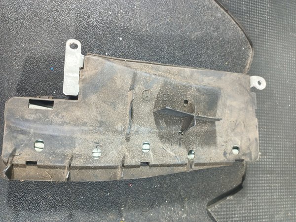 Airbag Banco Grupo VAG LATERAL ESQUERDO 3B0880239B