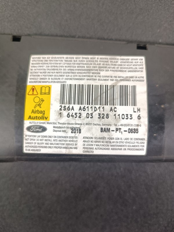 Airbag Banco Ford Fiesta MK5 2S6AA611D11AC
