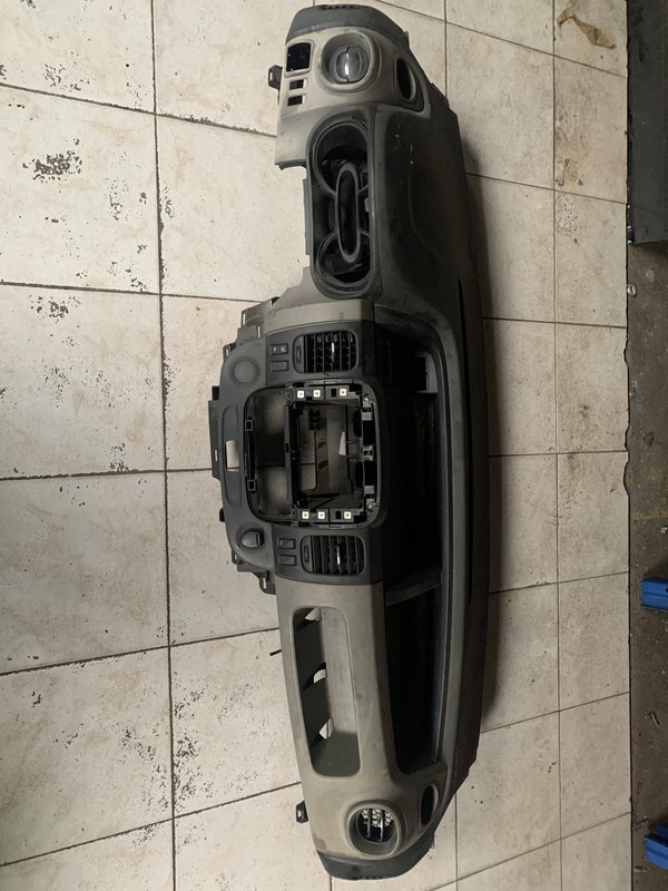 Tablier Renault Trafic III 1258227X