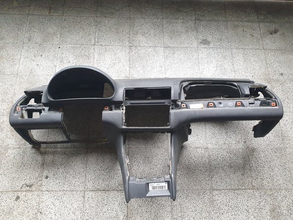 Tablier BMW Serie 3 E46 8213799