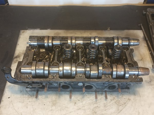 Colaca VW 2.0TDI 03G103373A