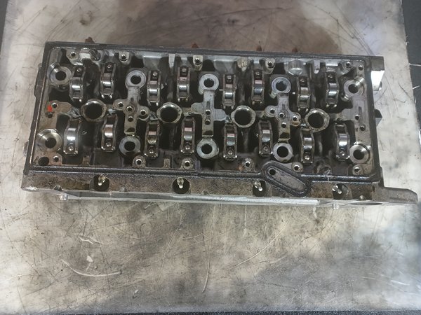 Colaca VW 1.6 TDI 04L103064