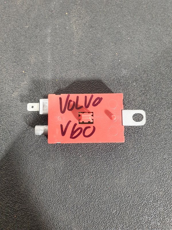 Amplificador de Antena Volvo V60 I 7CP118C847PA