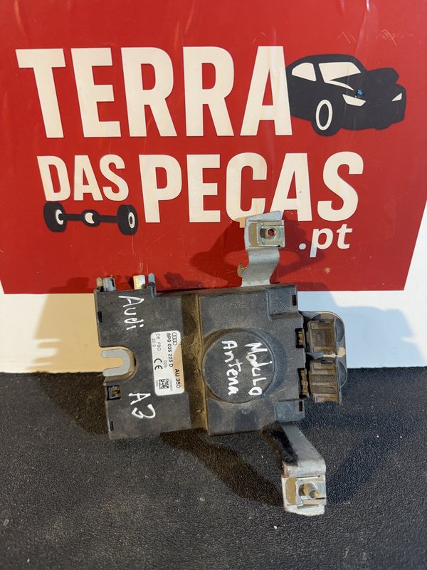 Amplificador de Antena Audi 8P0035225D