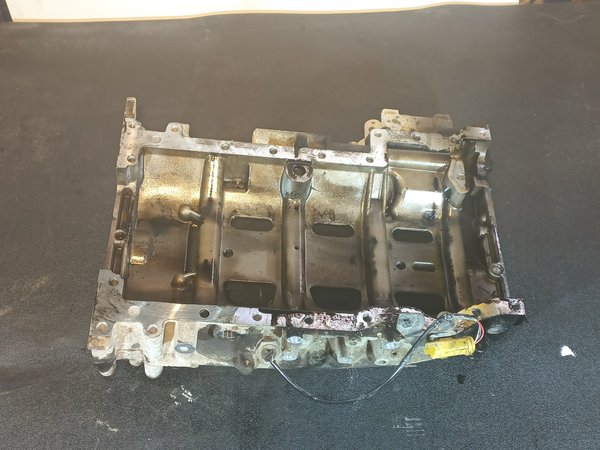 Sub-carter Ford/PSA 2.2 TDCI/HDI R83JA
