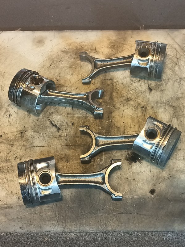 Pistoes do Motor VAG 1.9 TDI AVF
