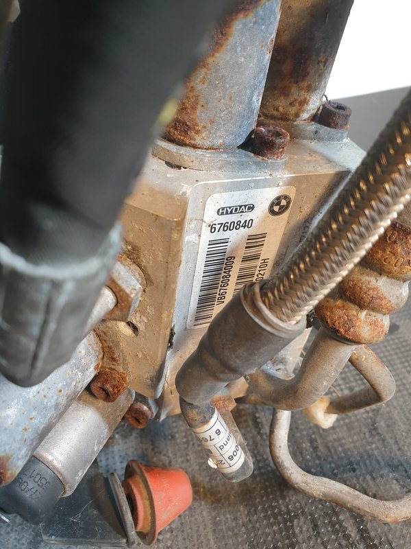 Outros Componentes BMW Bomba Hidraulica E63 6760840