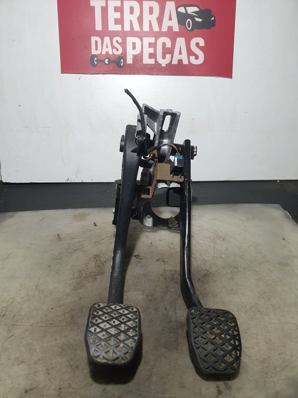 Outros Componentes BMW Suporte Pedal E46 2229128