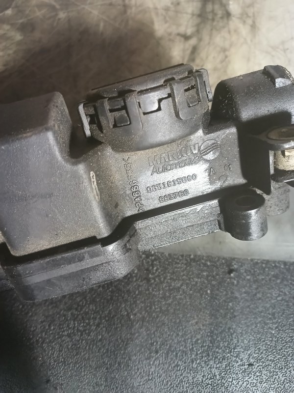 Tampa Valvulas Ford/PSA 1.6 TDCI/HDI 9651815680