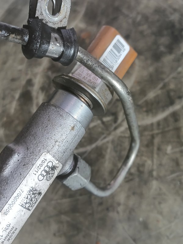 Regua Injectora VW 1.6TDI CAY R03L125A