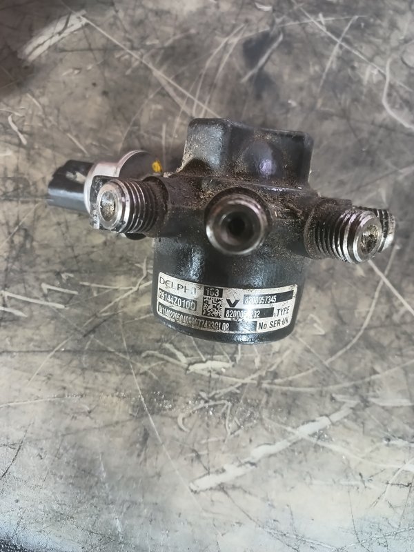 Rampa Injectora Renault 1.5 DCI 8200057345
