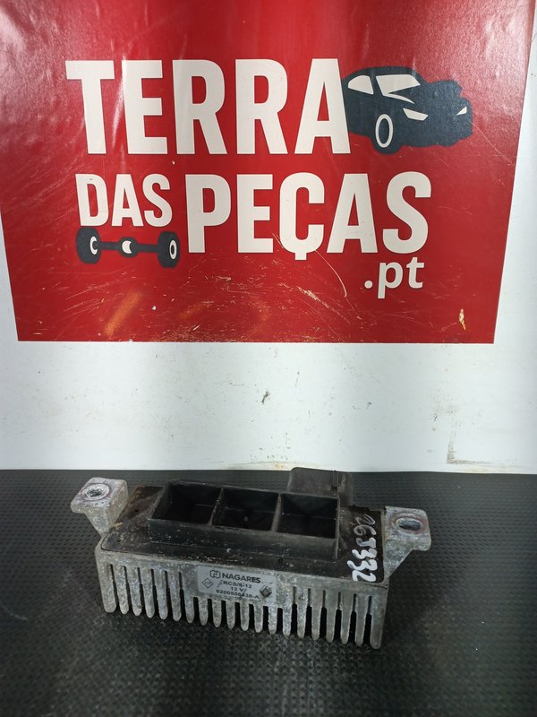 Rele RENAULT MEGANE III 8200558438A