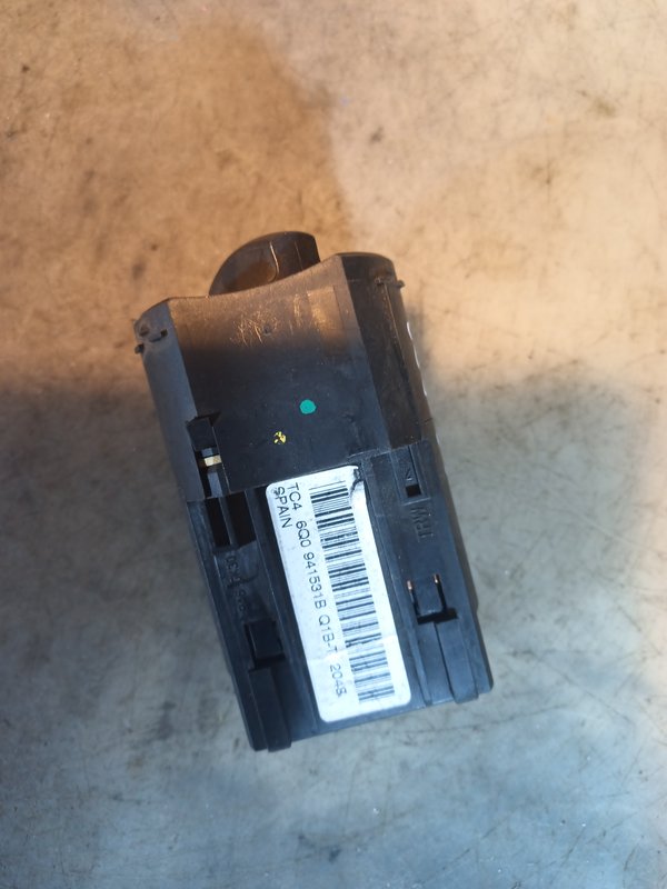 Comutador Luzes VW 6Q0941531B