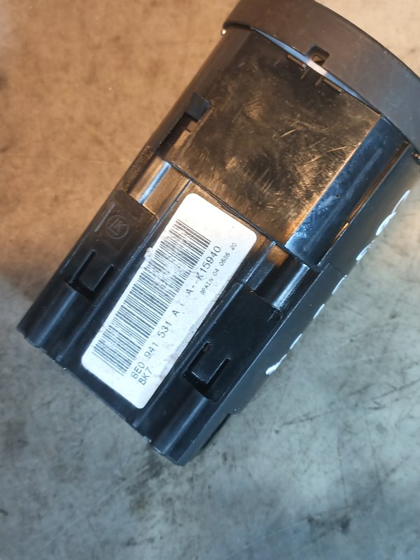 Comutador Luzes AUDI 8E0941531A