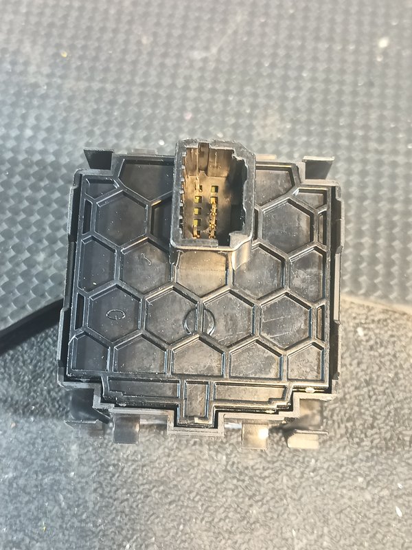 Botao Luz RENAULT 251900567R