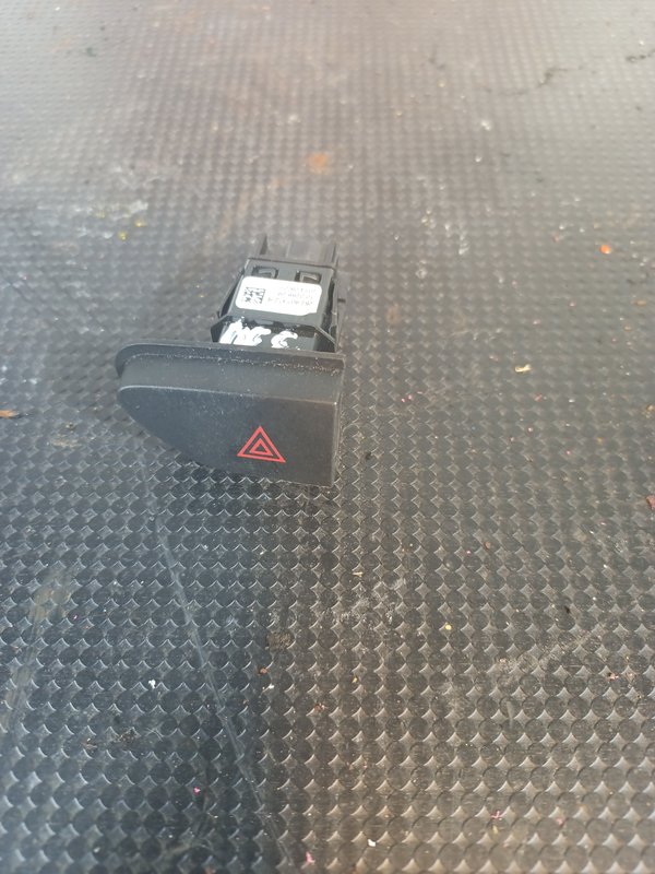 Botao Luz RENAULT 4 PISCAS 252907372R