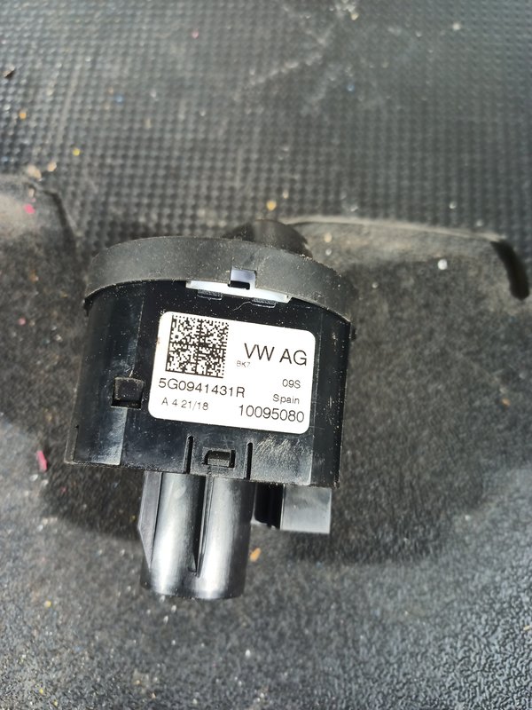 Comutador Luzes SEAT 5G0941431R