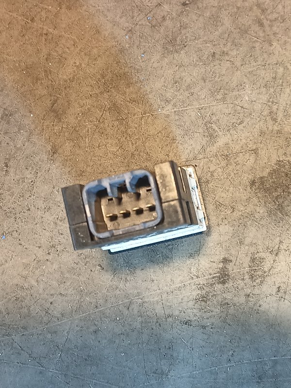 Botao Luz SUZUKI 32932074