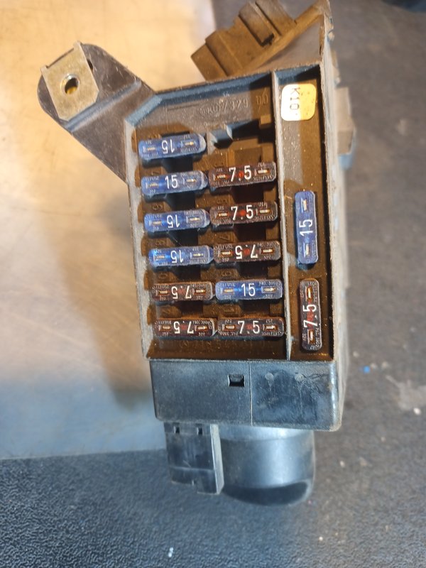 Comutador Luzes MERCEDES 2105450104