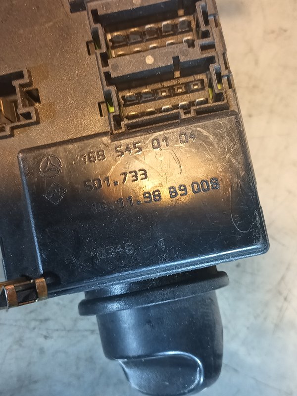 Comutador Luzes MERCEDES 1685450104