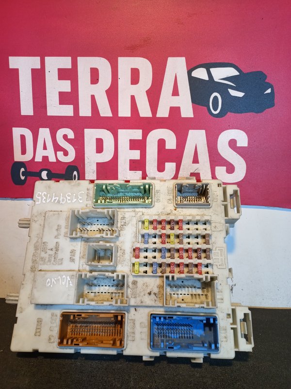 Caixa de Fusiveis VOLVO 31394135
