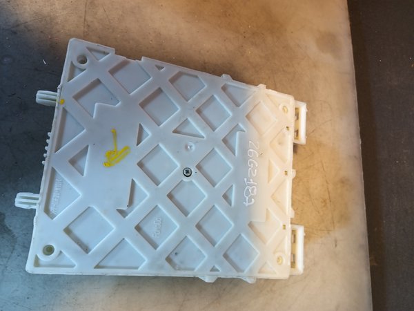 Caixa de Fusiveis VOLVO 31394135
