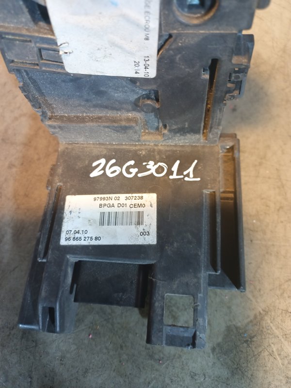 Caixa de Fusiveis Grupo PSA 9666527580