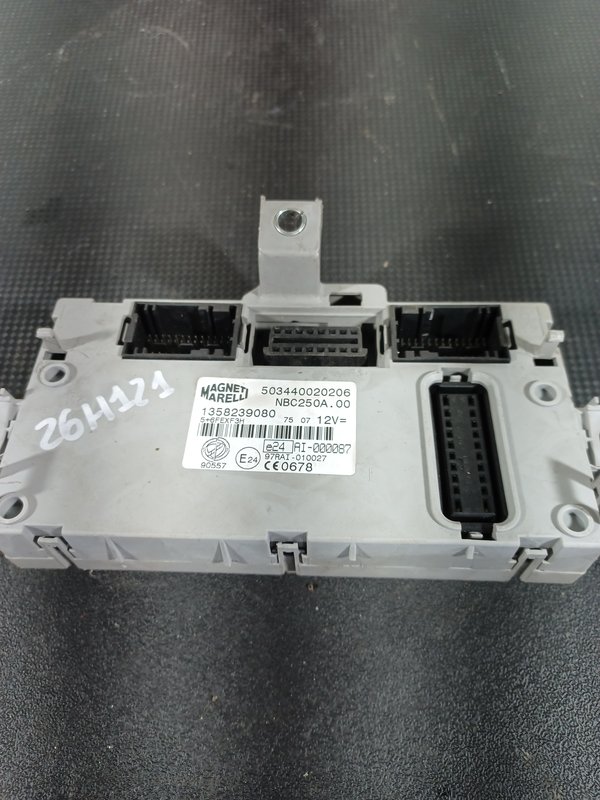 Caixa de Fusiveis Grupo PSA FIAT 503440020206