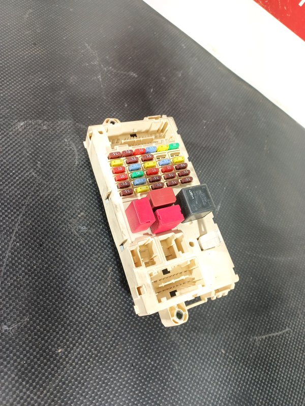 Caixa de Fusiveis Grupo PSA 1349511080