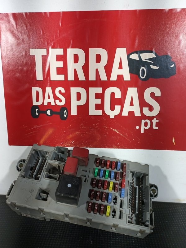Caixa de Fusiveis Grupo PSA 1361296080