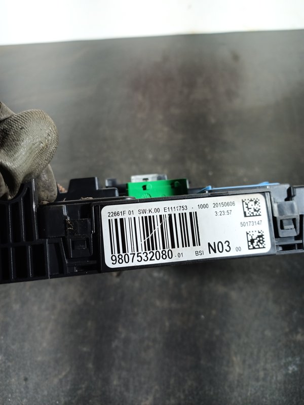 Caixa de Fusiveis PEUGEOT 208 I 9807532080