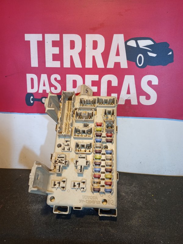 Caixa de Fusiveis TOYOTA 8264105020A