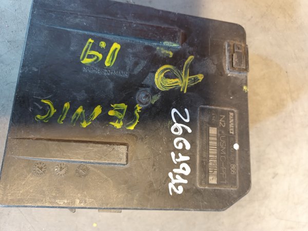 Caixa de Fusiveis RENAULT 8200481866J N2