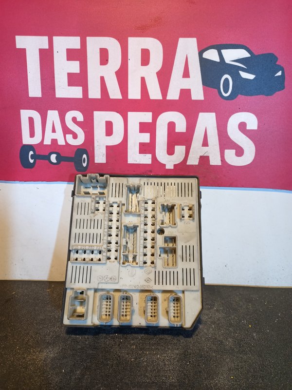 Caixa de Fusiveis RENAULT 284B60008RD 40.D.L1