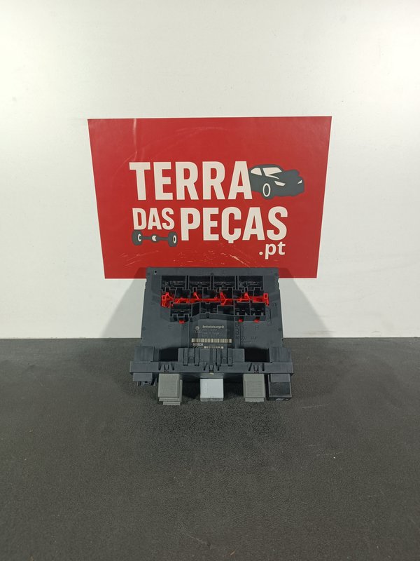 Caixa de Fusiveis Audi TT II 8P0907279N