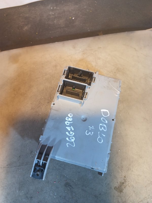 Caixa de Fusiveis FIAT 00518855310