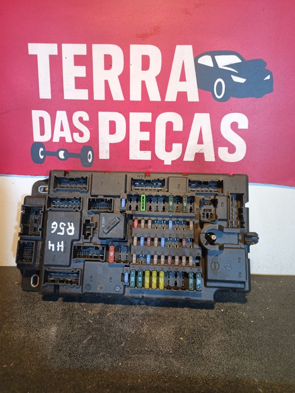 Caixa de Fusiveis MINI 6135345552701