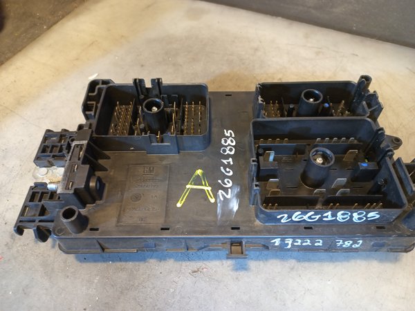 Caixa de Fusiveis OPEL 13255300