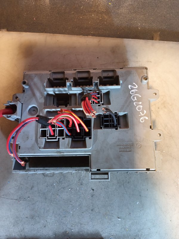 Caixa de Fusiveis BMW 690660703