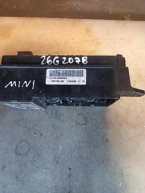 Caixa de Fusiveis BMW 148079008