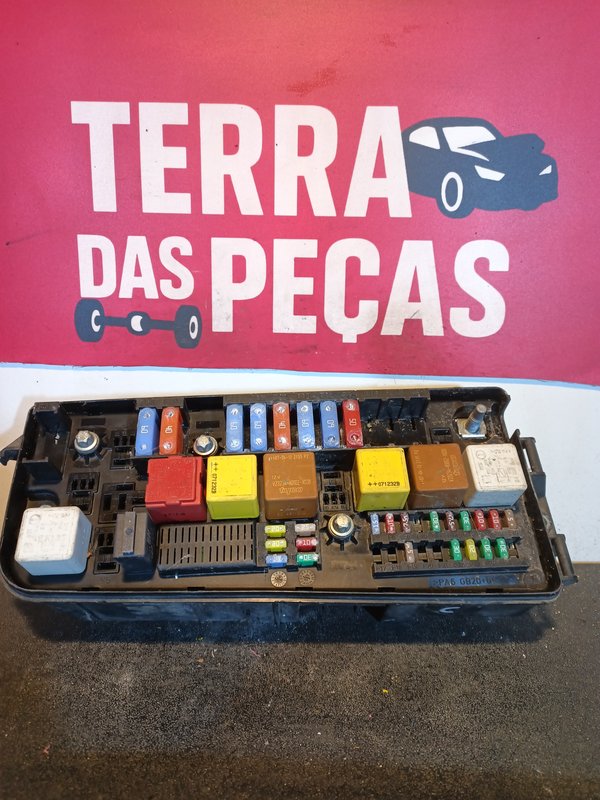 Caixa de Fusiveis OPEL 13240243
