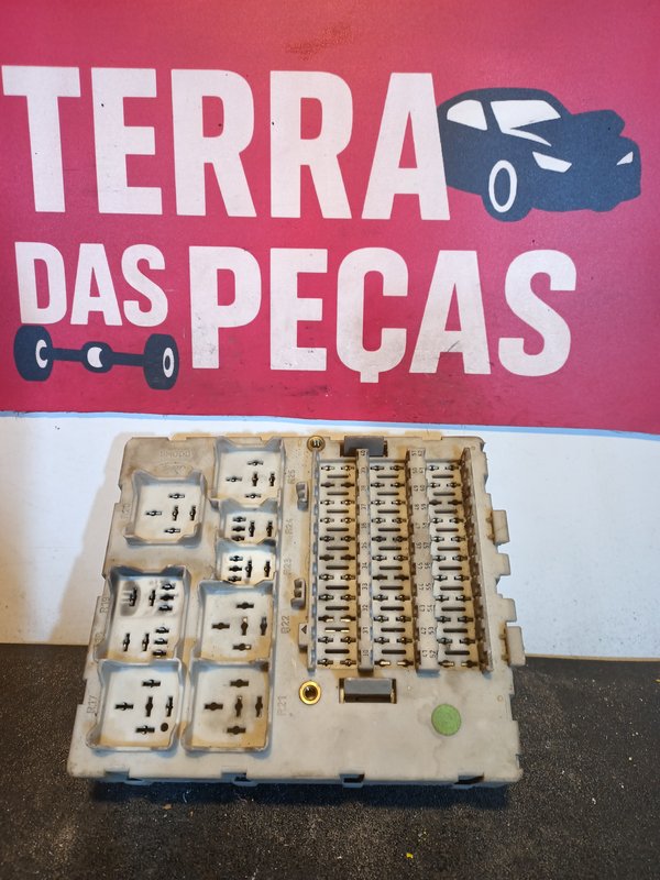 Caixa de Fusiveis FORD 518774104