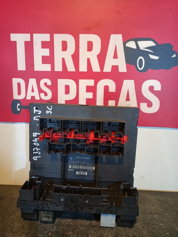 Caixa de Fusiveis GRUPO VW 3C0937049AJ