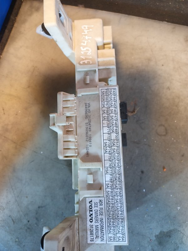 Caixa de Fusiveis VOLVO 31254749