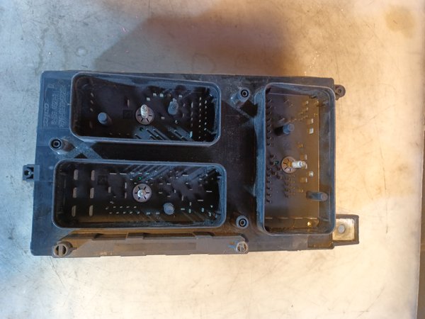 Caixa de Fusiveis OPEL 13205783