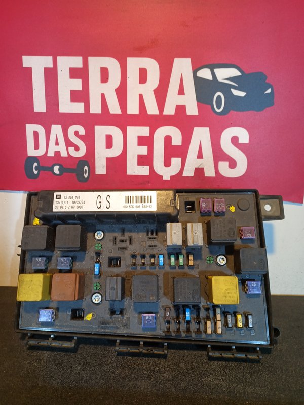 Caixa de Fusiveis OPEL 13206746