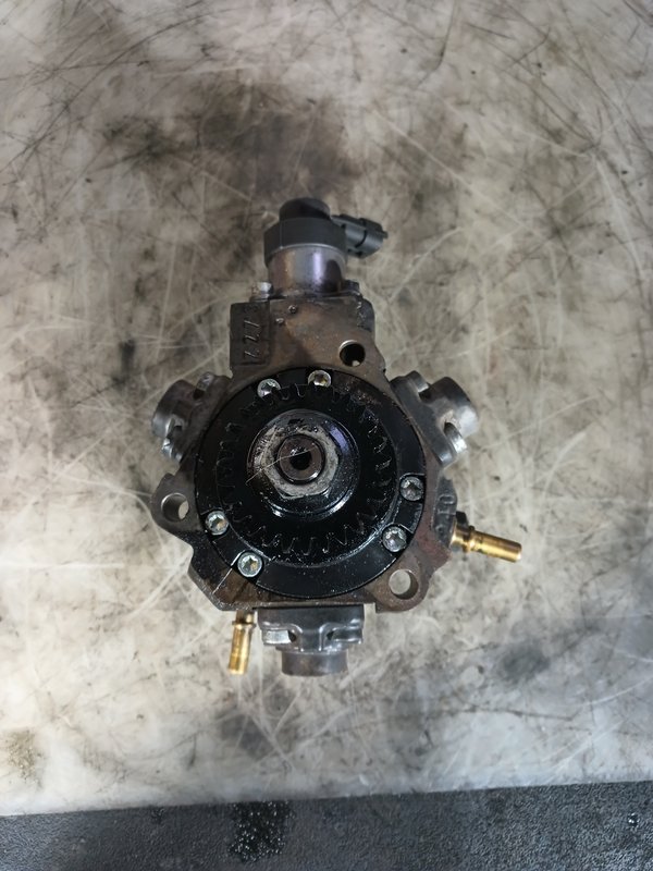 Bomba Injectora Renault 2.0 DCI 0986437041