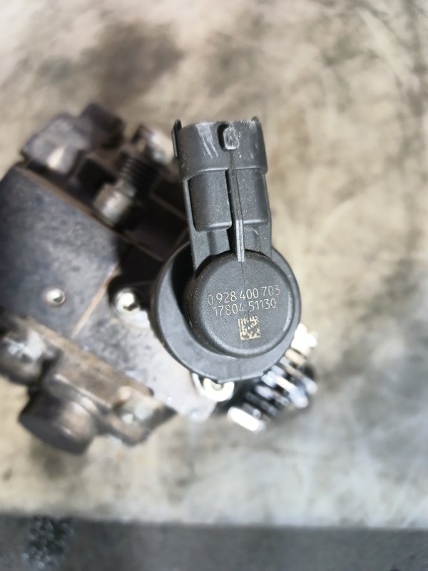 Bomba Injectora Renault 2.0 DCI 0986437041