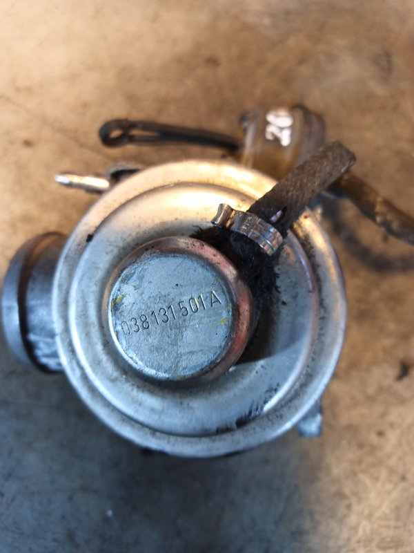 Borboleta Admissao VAG AUDI VW SEAT SKODA 038131501A